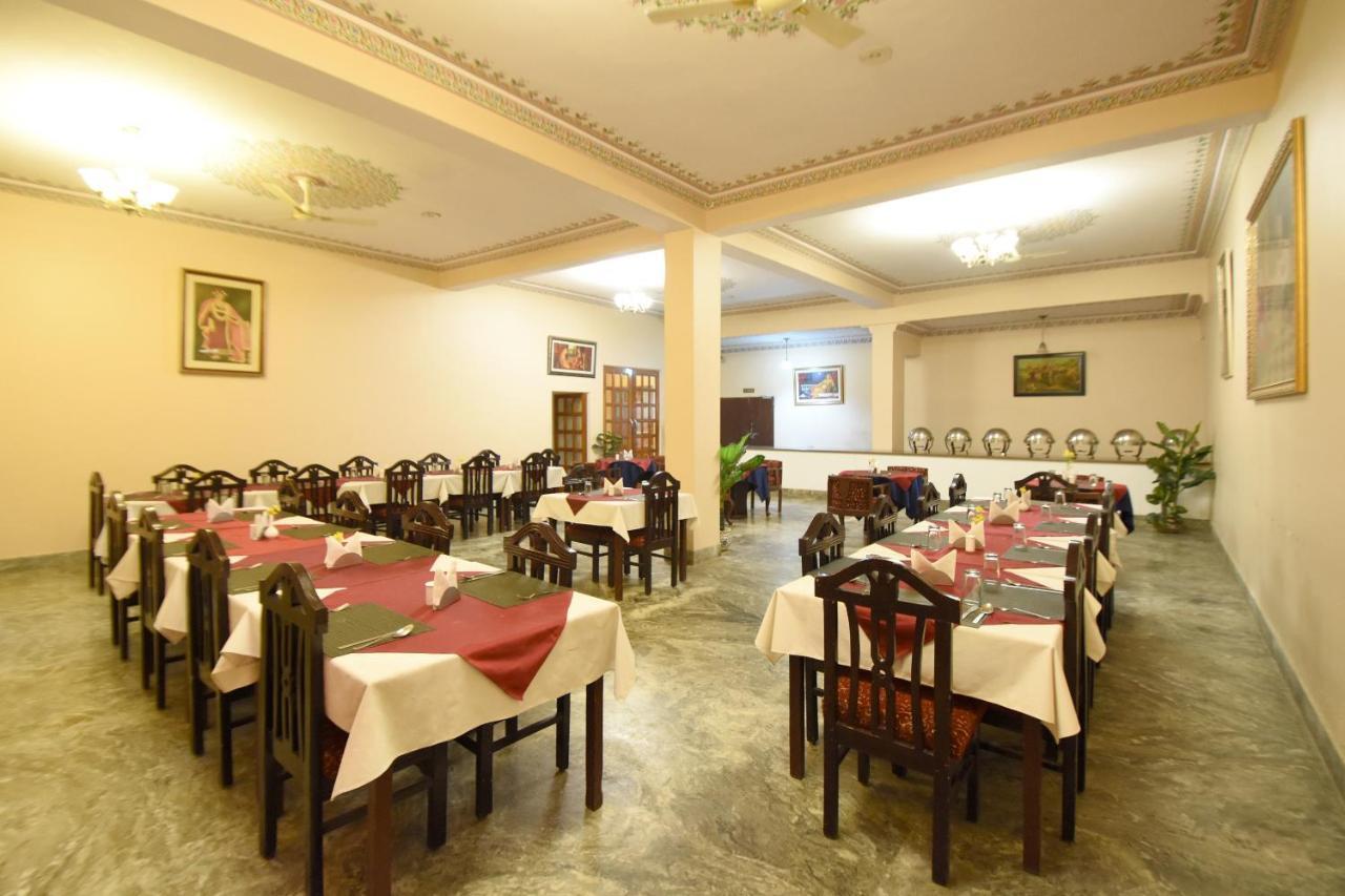 Satyam Palace Resort Пушкар Екстериор снимка