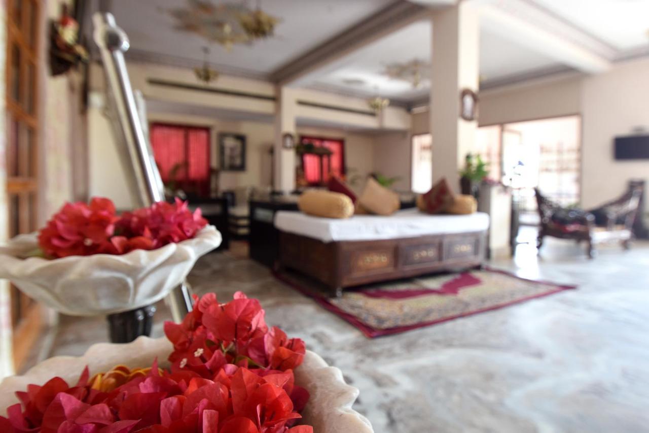 Satyam Palace Resort Пушкар Екстериор снимка