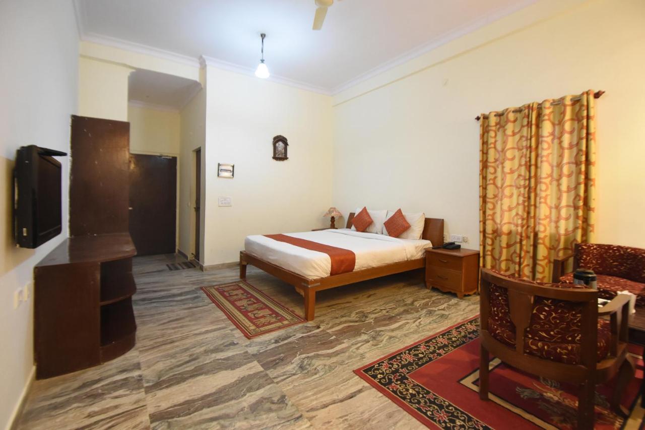 Satyam Palace Resort Пушкар Екстериор снимка