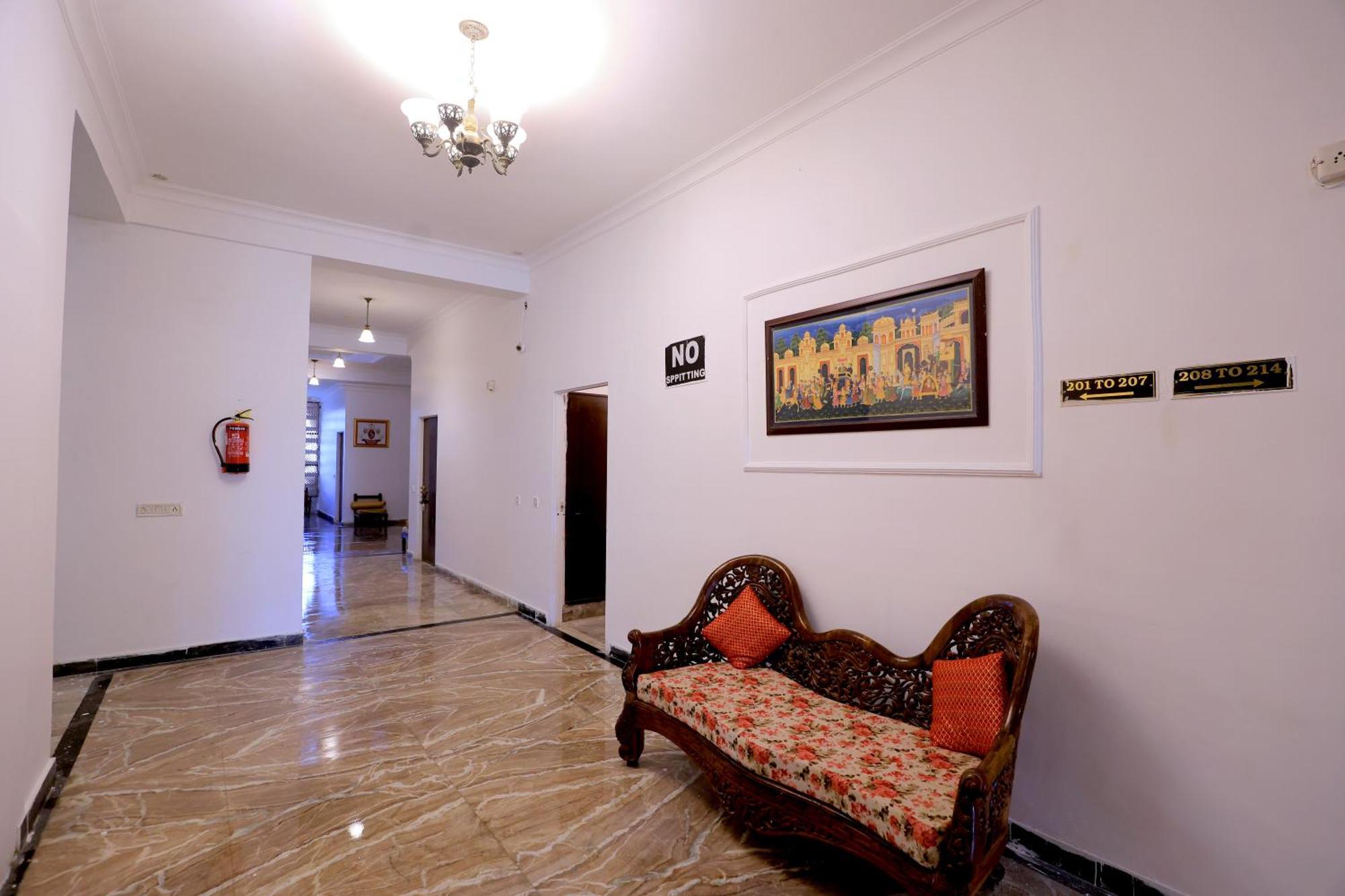 Satyam Palace Resort Пушкар Екстериор снимка