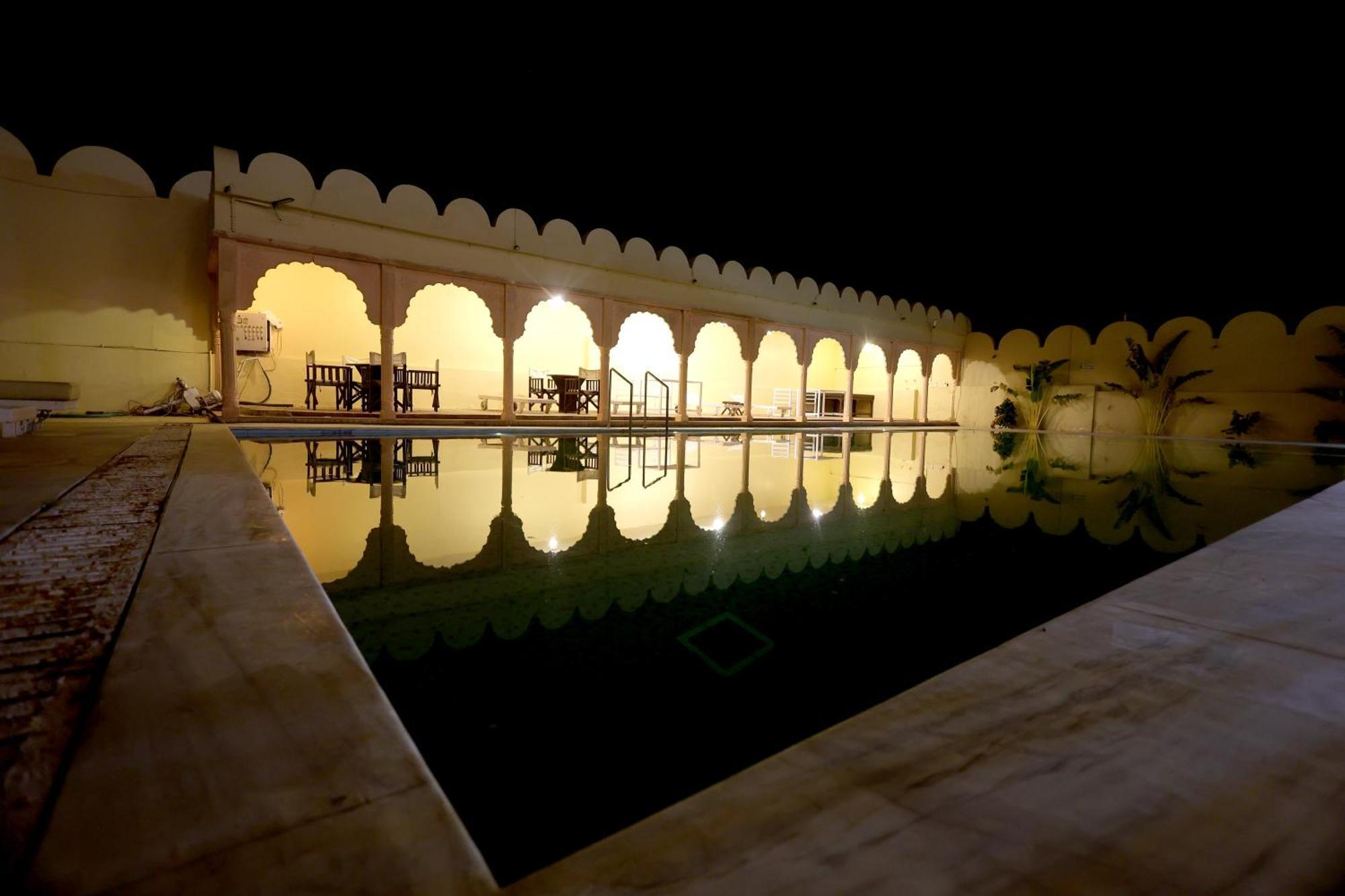 Satyam Palace Resort Пушкар Екстериор снимка