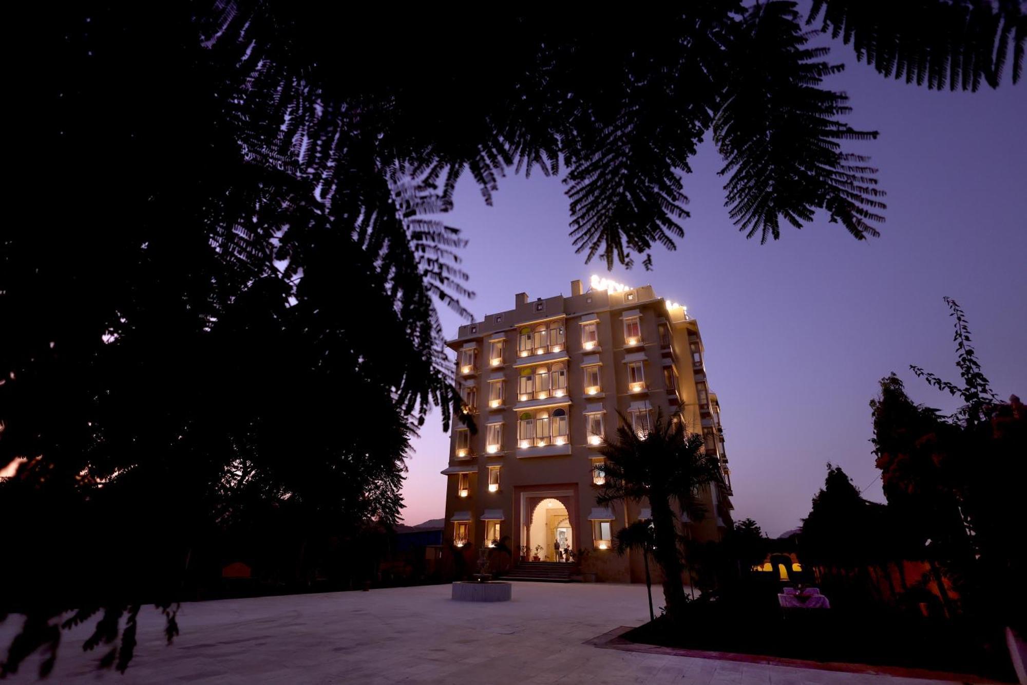 Satyam Palace Resort Пушкар Екстериор снимка