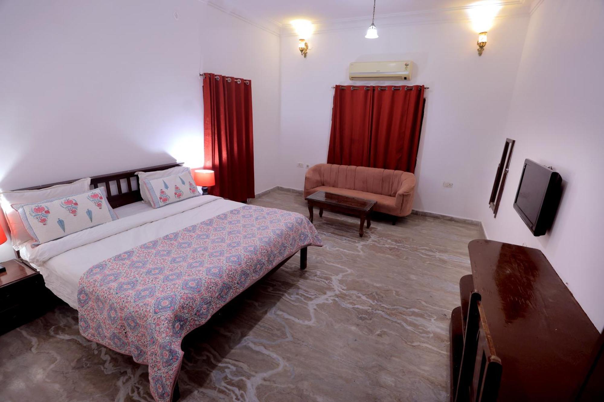 Satyam Palace Resort Пушкар Екстериор снимка